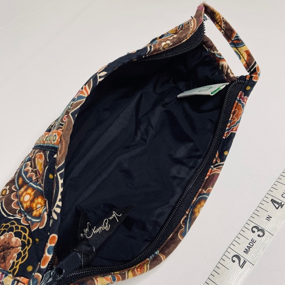 $5 when Bundled with 2 other items. 
Lot of 2 -Vera Bradley Kensington Pattern - Picture 8 of 14